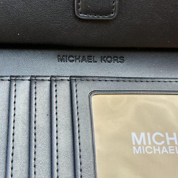 Michael Kors Jet Set Travel Large Double Zip Wallet MK Graphic Logo Beige Black - Picture 7 of 10